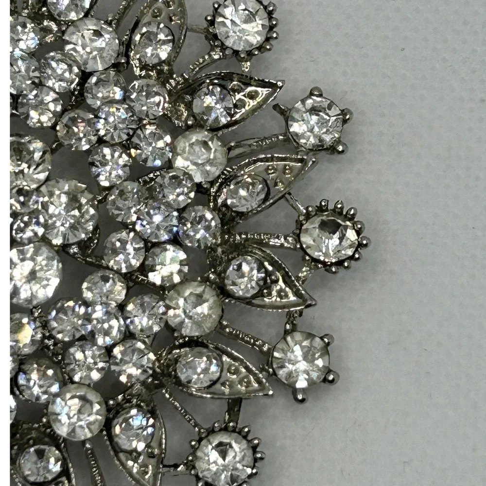 Silver Tone Starburst Rhinestone Snowflake Flower Brooch Pin CZ Art Deco
